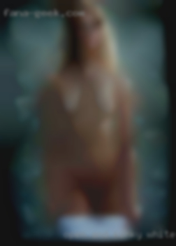 Open and kinky to play and white mature woman have fun.